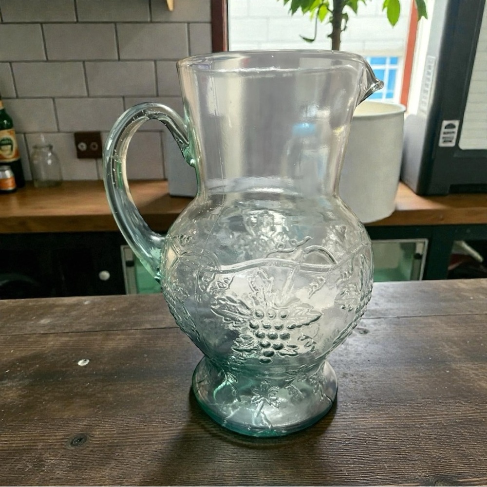 CIRCA 1880-1890 McKEE BARBERRY CLEAR FOOTED WATER PITCHER HOT APPLIED HANDLE!